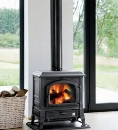 קמין עץ במבצע 2026 | מוקד חום - סוף עונה